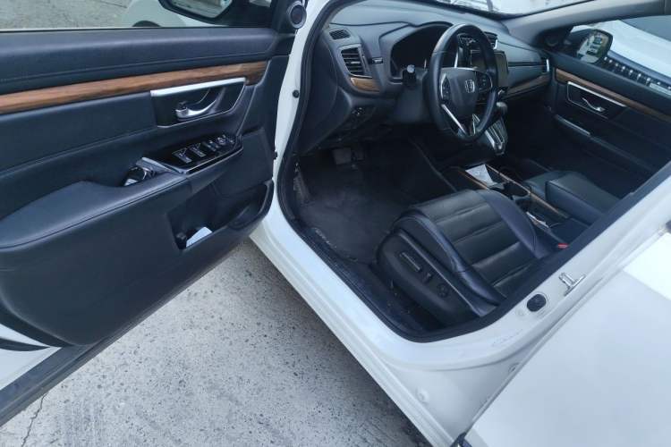 Used Honda CR-V 2019 240TURBO CVT 2WD Fashion Edition China V Driver Seat