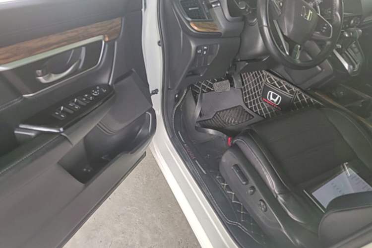Used Honda CR-V 2019 240TURBO CVT 2WD Fashion Edition China V Driver Seat