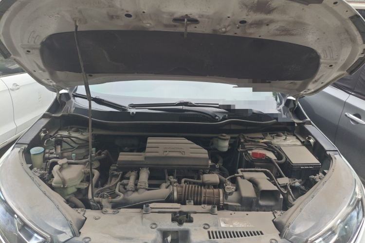 Used Honda CR-V 2019 240TURBO CVT 2WD Comfort Version China VI Emission Standard Engine Bay