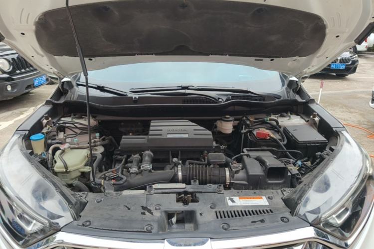 Used Honda CR-V 2019 240TURBO CVT 2WD Comfort Version China VI Emission Standard Engine Bay