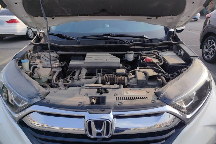 Used Honda CR-V 2019 240TURBO CVT 2WD Comfort Version China VI Emission Standard Engine Bay