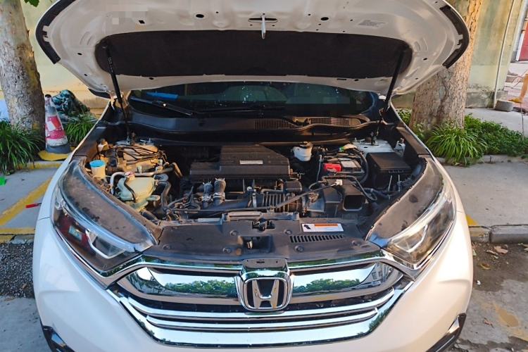 Used Honda CR-V 2019 240TURBO CVT 2WD Fashion Edition China VI Engine Bay