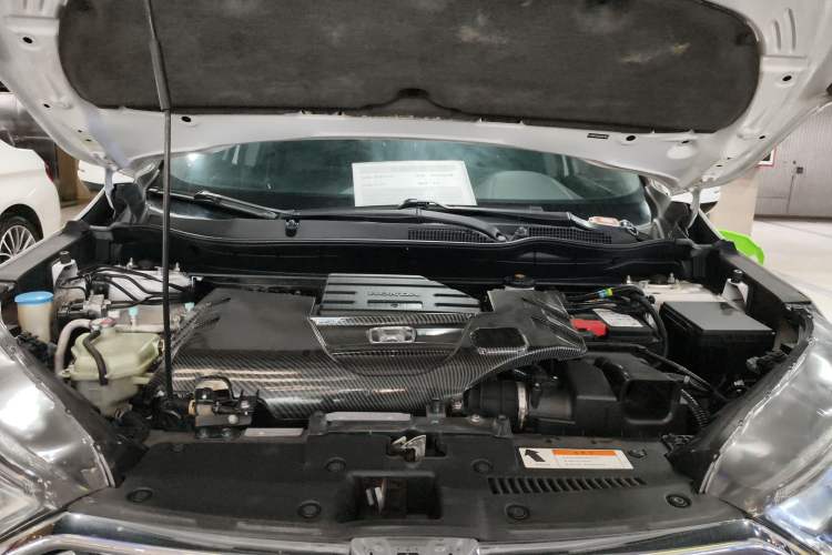 Used Honda CR-V 2019 240TURBO CVT 2WD Fashion Edition China V Engine Bay