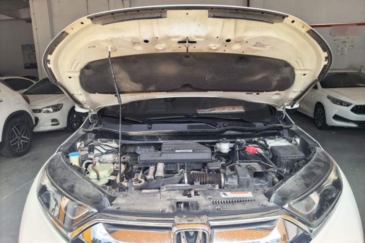 Used Honda CR-V 2019 240TURBO CVT 2WD Comfort Version China VI Emission Standard Engine Bay