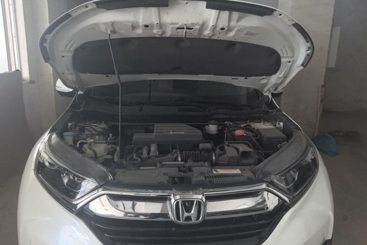Used Honda CR-V 2019 240TURBO CVT 2WD Comfort Version China VI Emission Standard Engine Bay
