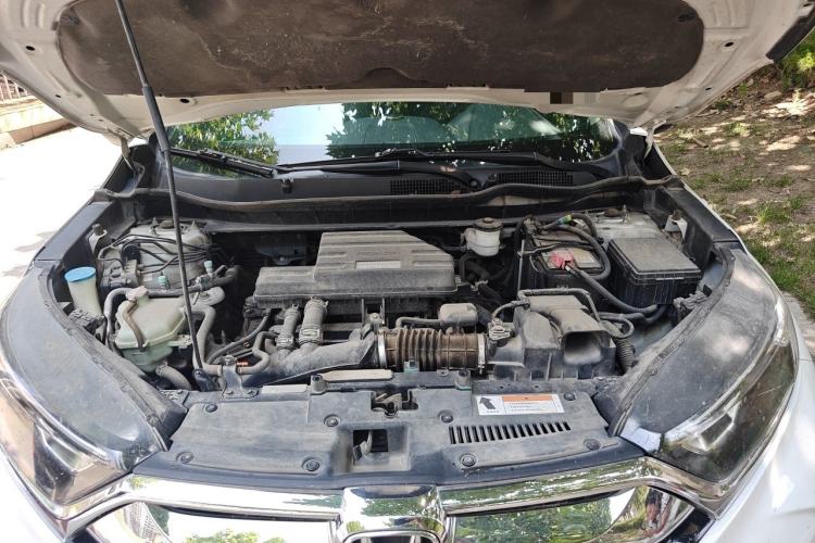 Used Honda CR-V 2019 240TURBO CVT 2WD Comfort Version China VI Emission Standard Engine Bay