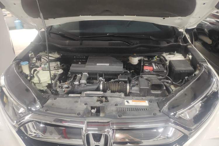 Used Honda CR-V 2019 240TURBO CVT 2WD Fashion Edition China V Engine Bay