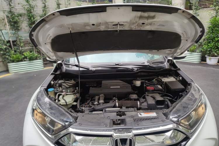 Used Honda CR-V 2019 240TURBO CVT 2WD Fashion Edition China V Engine Bay