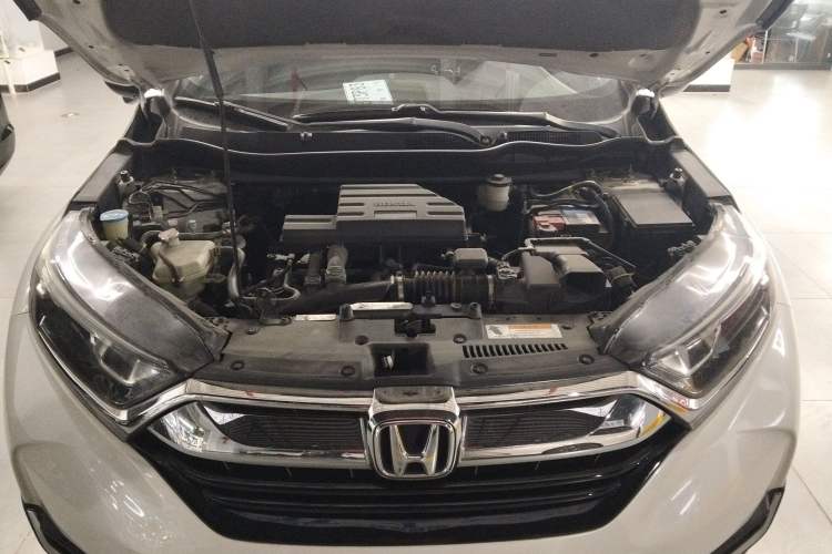 Used Honda CR-V 2019 240TURBO CVT 2WD Fashion Edition China VI Engine Bay