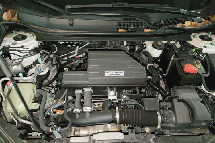 Used Honda CR-V 2019 240TURBO CVT 2WD Comfort Version China VI Emission Standard Engine Bay
