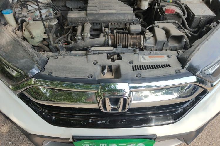 Used Honda CR-V 2019 240TURBO CVT 2WD Comfort Version China VI Emission Standard Engine Bay