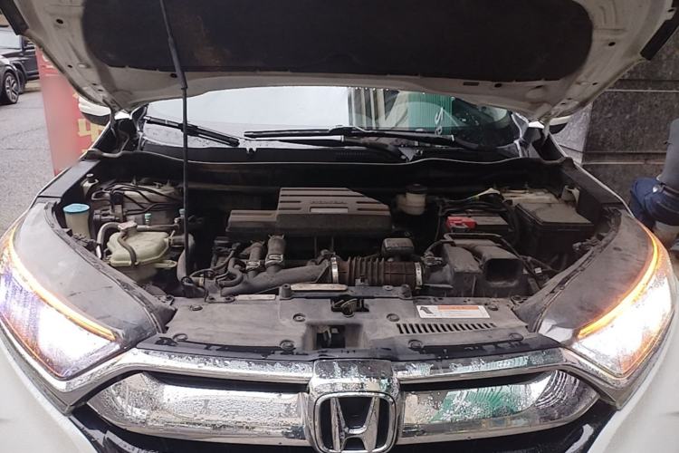 Used Honda CR-V 2019 240TURBO CVT 2WD Fashion Edition China V Engine Bay
