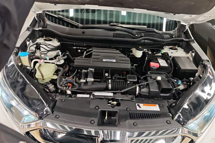 Used Honda CR-V 2019 Brilliant Edition Plus 240TURBO CVT Two-Wheel Drive Fashion Version China VI Emission Standard Engine Bay