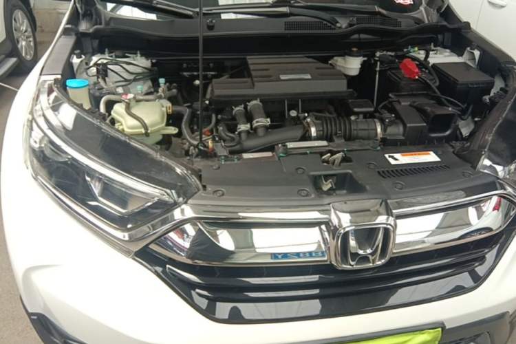 Used Honda CR-V 2019 240TURBO CVT 2WD Comfort Version China VI Emission Standard Engine Bay