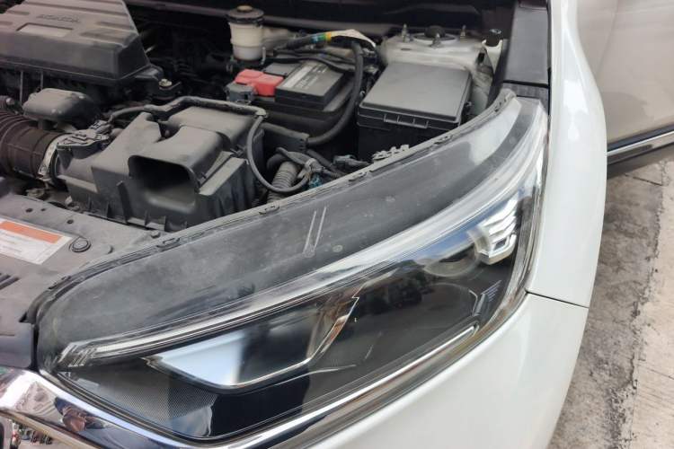 Used Honda CR-V 2019 240TURBO CVT 2WD Fashion Edition China V Engine Bay Left
