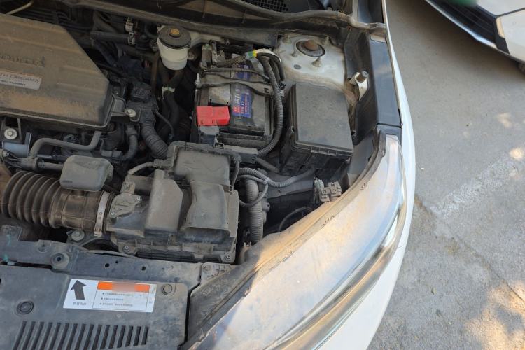 Used Honda CR-V 2019 240TURBO CVT 2WD Fashion Edition China VI Engine Bay Left