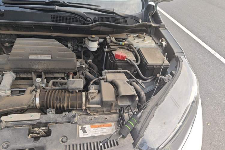 Used Honda CR-V 2019 240TURBO CVT 2WD Comfort Version China VI Emission Standard Engine Bay Left
