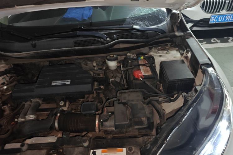Used Honda CR-V 2019 240TURBO CVT 2WD Comfort Version China VI Emission Standard Engine Bay Left
