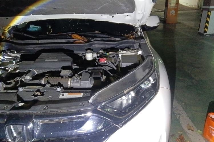 Used Honda CR-V 2019 240TURBO CVT 2WD Comfort Version China VI Emission Standard Engine Bay Left