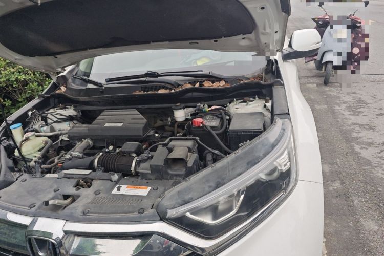 Used Honda CR-V 2019 240TURBO CVT 2WD Comfort Version China VI Emission Standard Engine Bay Left