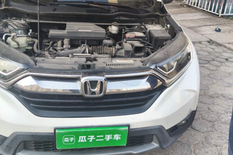 Used Honda CR-V 2019 240TURBO CVT 2WD Comfort Version China VI Emission Standard Engine Bay Left