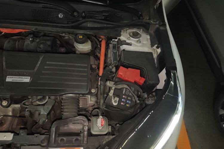 Used Honda CR-V 2019 Rui Hybrid 2.0L 2WD Pure Drive Version China V Emission Standard Engine Bay Left