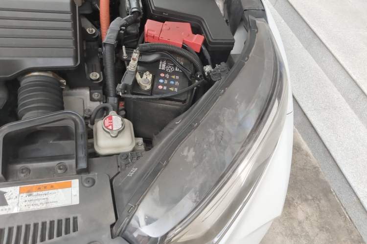 Used Honda CR-V 2019 Rui·Hybrid 2.0L 2WD Pure Drive Version China VI Emission Standard Engine Bay Left