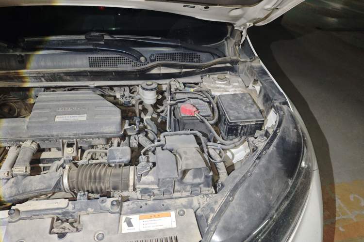 Used Honda CR-V 2019 240TURBO CVT 2WD Comfort Version China VI Emission Standard Engine Bay Left