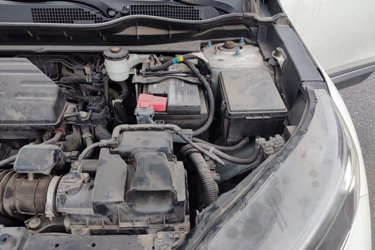 Used Honda CR-V 2019 240TURBO CVT 2WD Fashion Edition China V Engine Bay Left