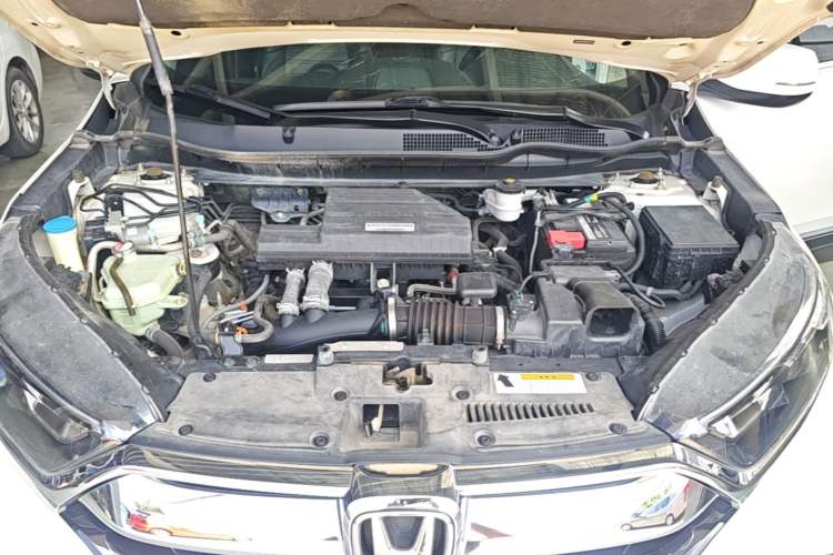 Used Honda CR-V 2019 240TURBO CVT 2WD Urban Edition China VI Emission Standard Engine Bay