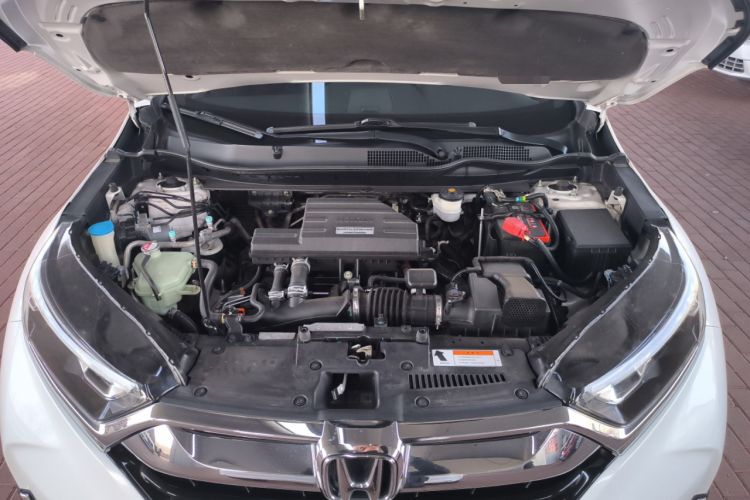 Used Honda CR-V 2019 240TURBO CVT 2WD Comfort Version China VI Emission Standard Engine Bay