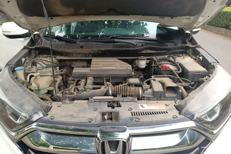 Used Honda CR-V 2019 240TURBO CVT 2WD Comfort Version China VI Emission Standard Engine Bay
