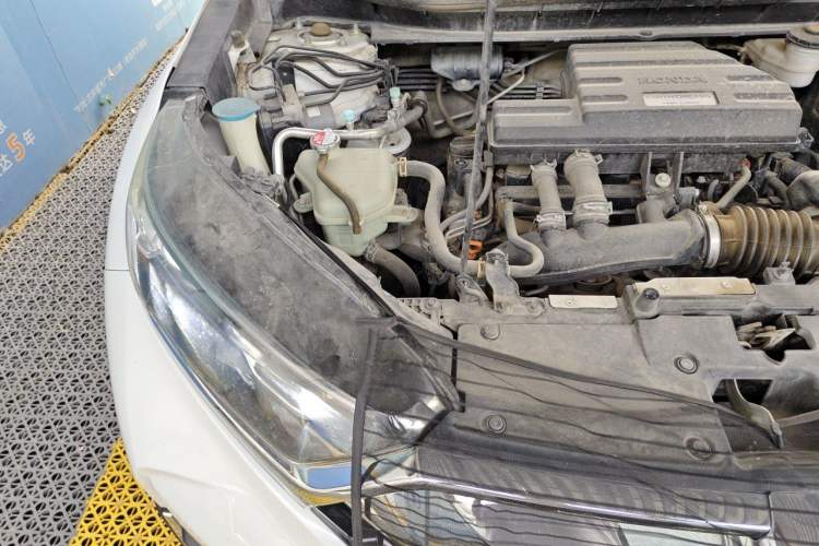 Used Honda CR-V 2019 240TURBO CVT 2WD Fashion Edition China V Engine Bay Right