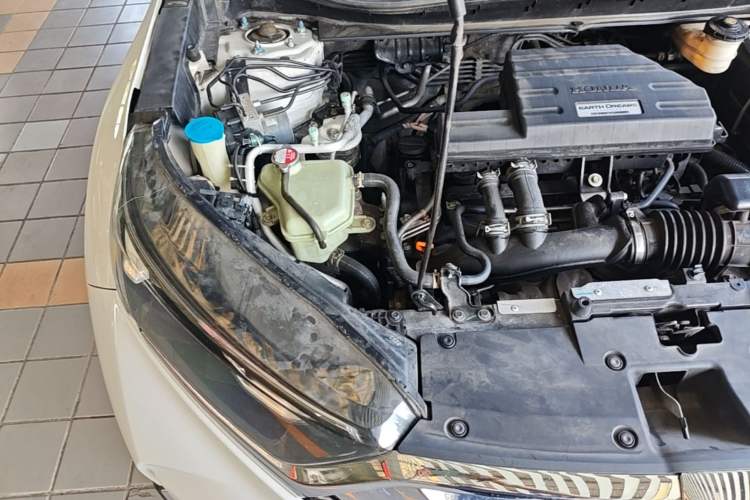 Used Honda CR-V 2019 240TURBO CVT 2WD Fashion Edition China V Engine Bay Right