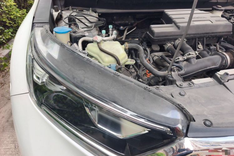 Used Honda CR-V 2019 240TURBO CVT 2WD Fashion Edition China V Engine Bay Right