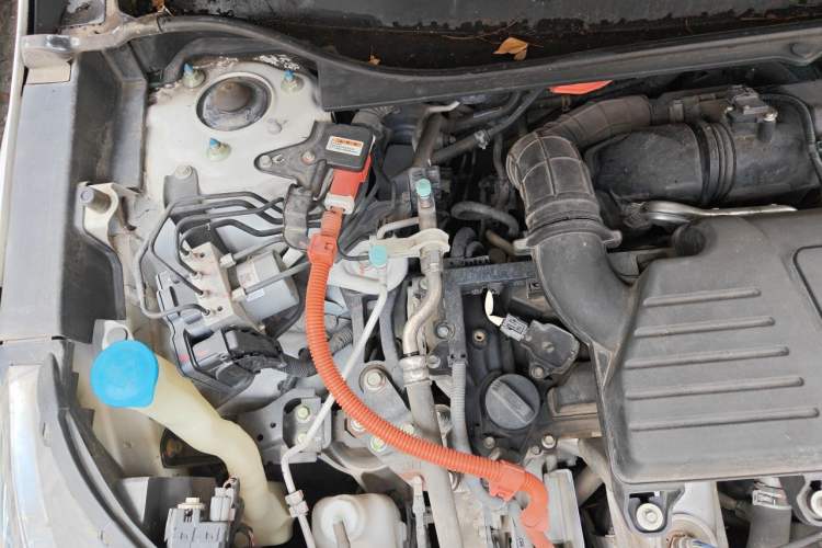 Used Honda CR-V 2019 Rui Hybrid 2.0L 2WD Pure Speed Version China V Emission Standard Engine Bay Right
