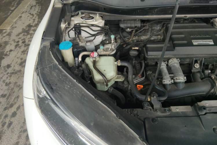 Used Honda CR-V 2019 240TURBO CVT 2WD Fashion Edition China V Engine Bay Right