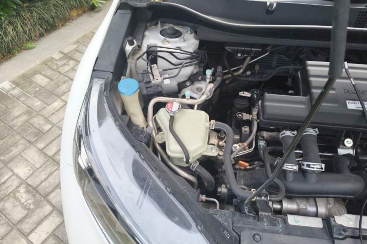 Used Honda CR-V 2019 240TURBO CVT 2WD Comfort Version China V Engine Bay Right