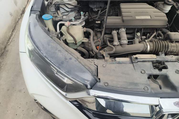 Used Honda CR-V 2019 240TURBO CVT 2WD Urban Edition China V Emission Standard Engine Bay Right