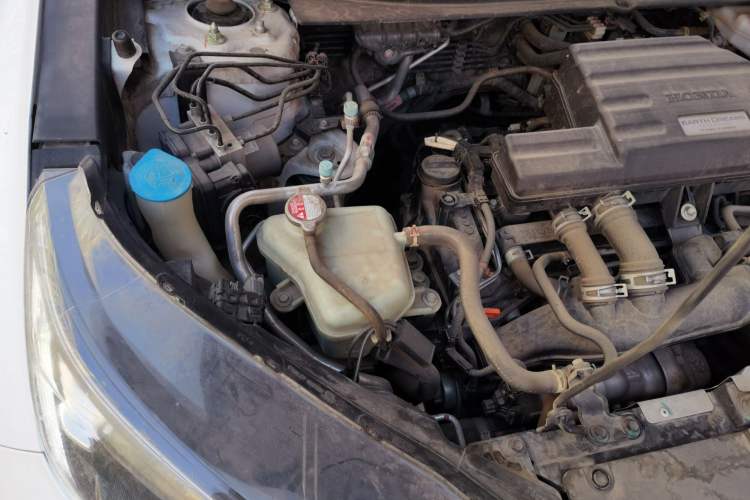 Used Honda CR-V 2019 240TURBO CVT 2WD Urban Edition China VI Emission Standard Engine Bay Right