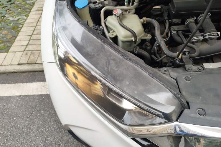 Used Honda CR-V 2019 240TURBO CVT 2WD Comfort Version China V Engine Bay Right