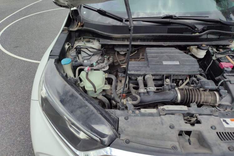 Used Honda CR-V 2019 240TURBO CVT 2WD Fashion Edition China V Engine Bay Right