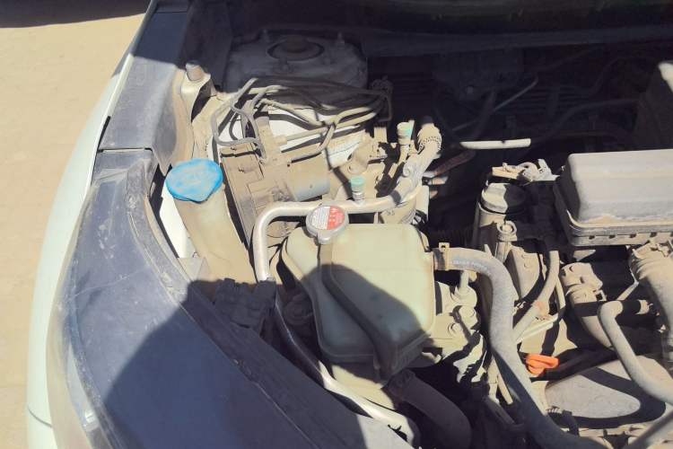 Used Honda CR-V 2019 240TURBO CVT 2WD Fashion Edition China V Engine Bay Right