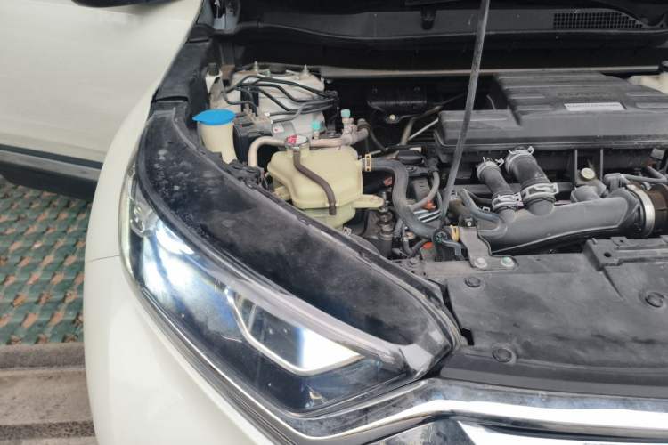 Used Honda CR-V 2019 240TURBO CVT 2WD Fashion Edition China VI Engine Bay Right