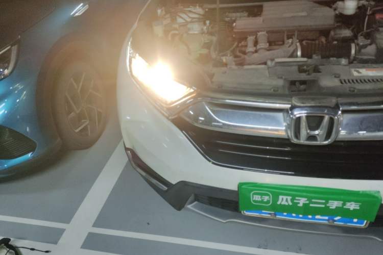 Used Honda CR-V 2019 240TURBO CVT 2WD Fashion Edition China V Engine Bay Right