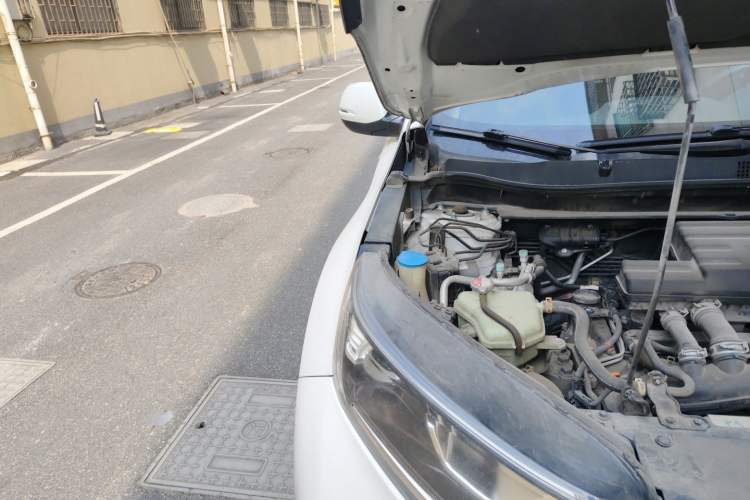 Used Honda CR-V 2019 240TURBO CVT 2WD Comfort Version China V Engine Bay Right
