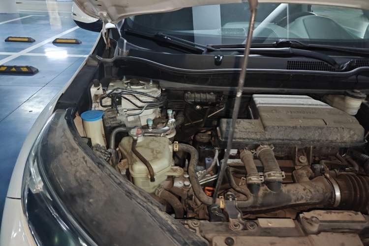 Used Honda CR-V 2019 240TURBO CVT 2WD Fashion Edition China VI Engine Bay Right