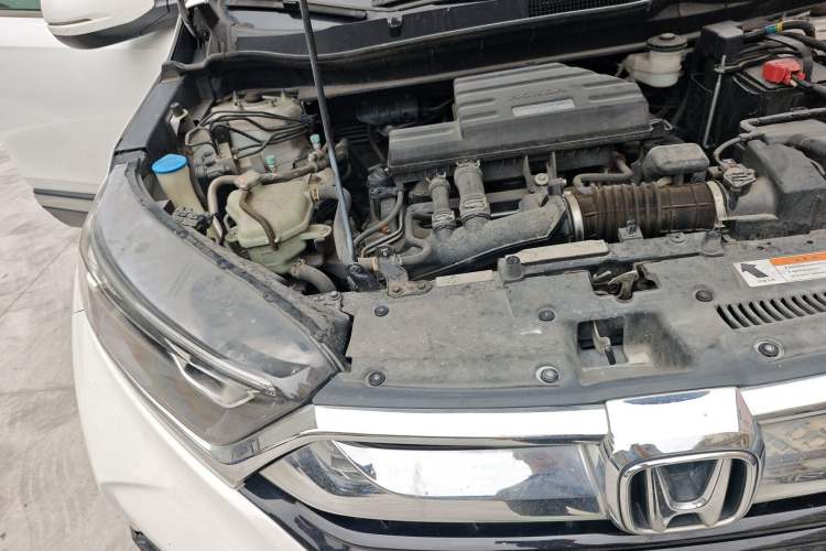 Used Honda CR-V 2019 Brilliant Edition 240TURBO CVT 2WD Urban Version China VI Emission Standard Engine Bay Right