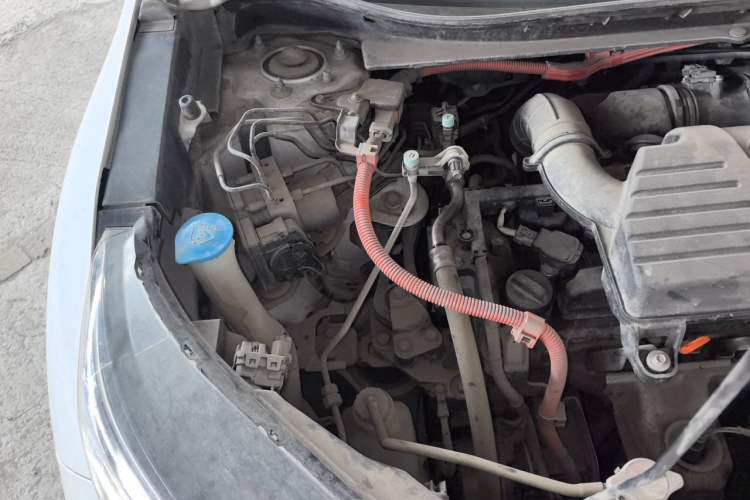 Used Honda CR-V 2019 Rui Hybrid 2.0L 2WD Pure Speed Version China V Emission Standard Engine Bay Right