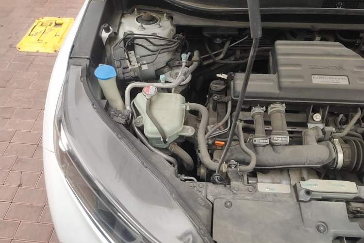 Used Honda CR-V 2019 240TURBO CVT 2WD Comfort Version China V Engine Bay Right